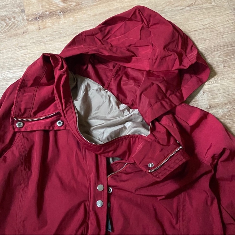 A&F Red Waterproof Raincoat w/ Unzippable Hood water‎ resistant burgundy wine - Picture 5 of 7